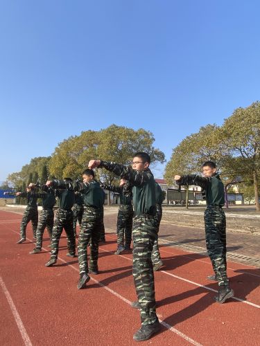 江西强望心理疏导基地学生训练